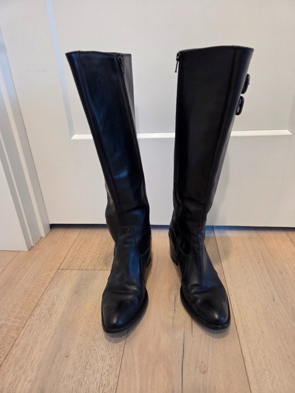 Black Leather Knee-High Boots with Double Buckles and Block heels